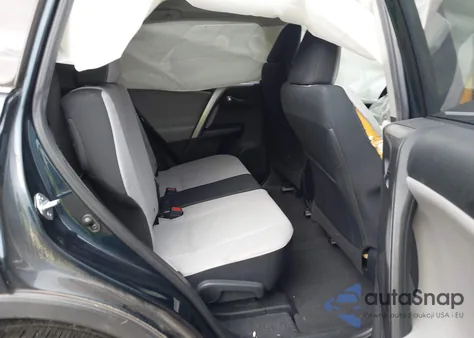 2018 Toyota Rav4 Xle z USA, uszkodzony, nr VIN JTMWFREV9JJ747531